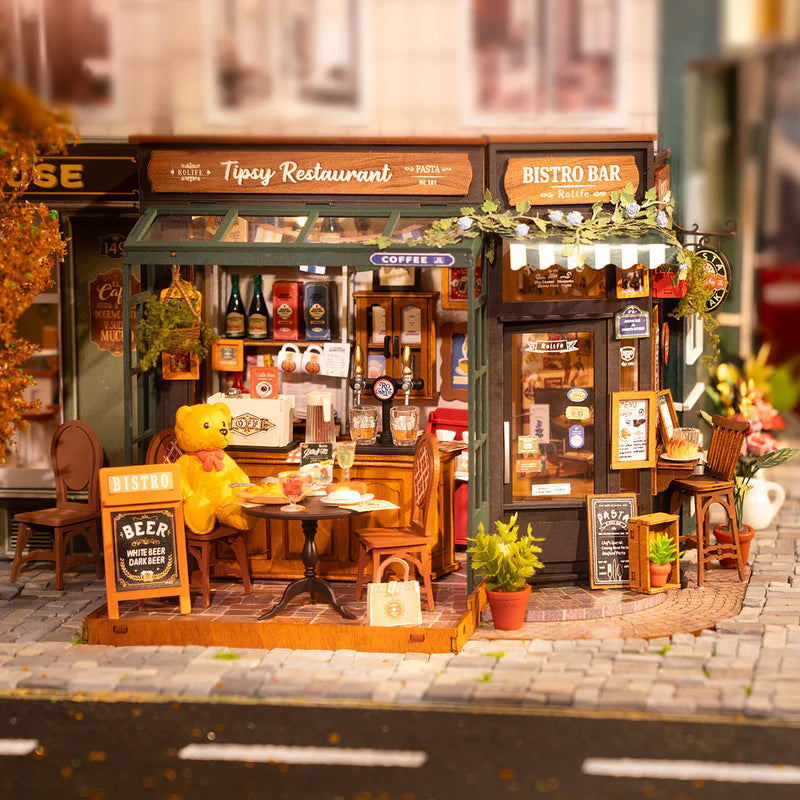 Robotime : DIY Miniature House - DG167 Tipsy Restaurant