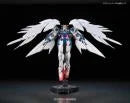 GUNDAM - Model Kit - Real Grade - Wing Gundam Zero EW - 13 CM