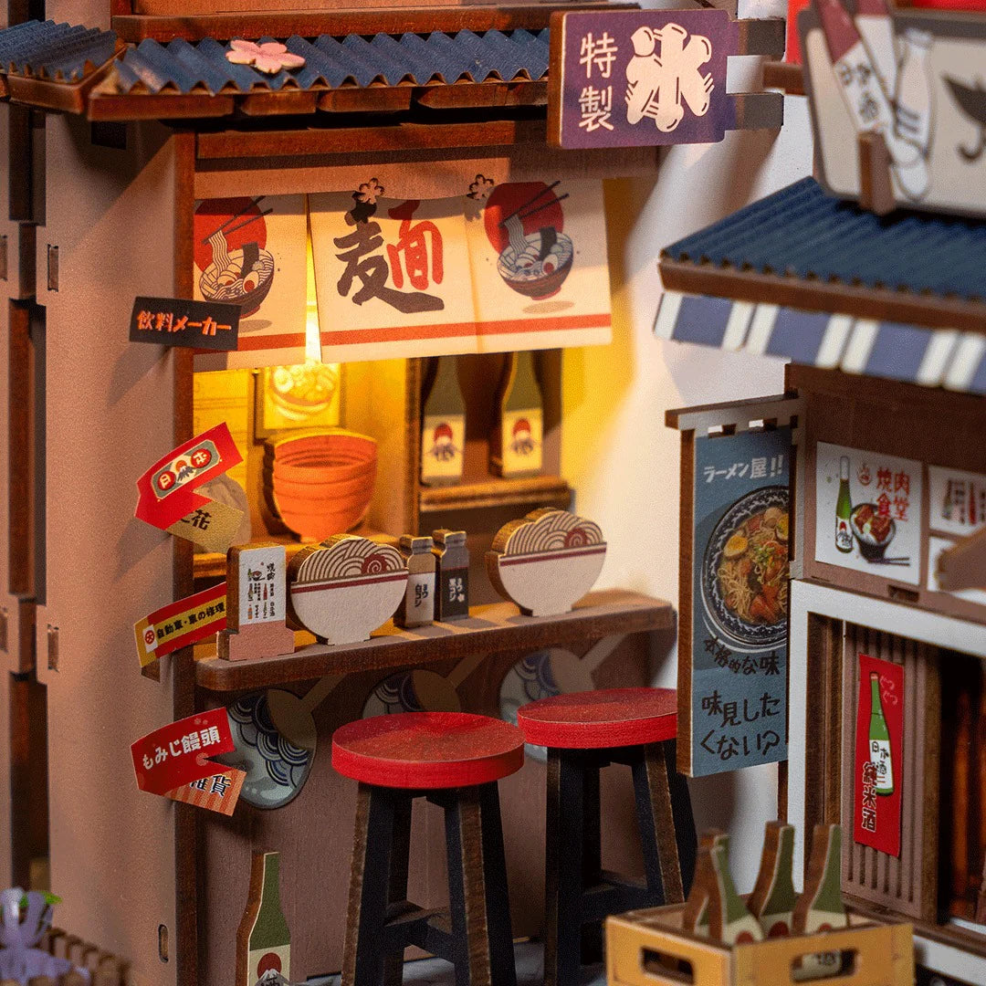 Robotime : Book Nook & Wonderland - TGB11 Sakura Wine Alley