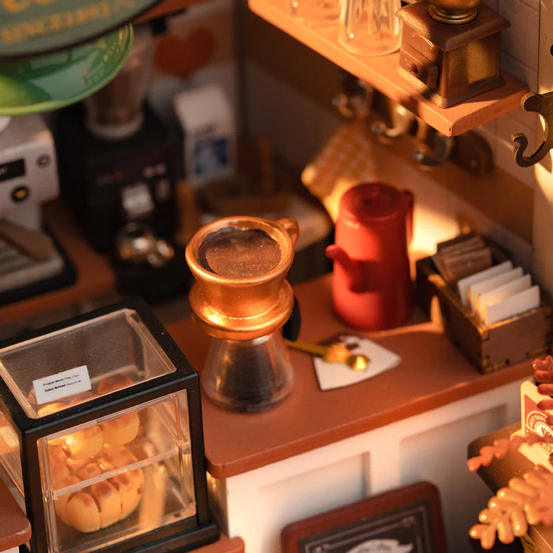 Robotime : DIY Miniature House - DG162 Slow Life Café