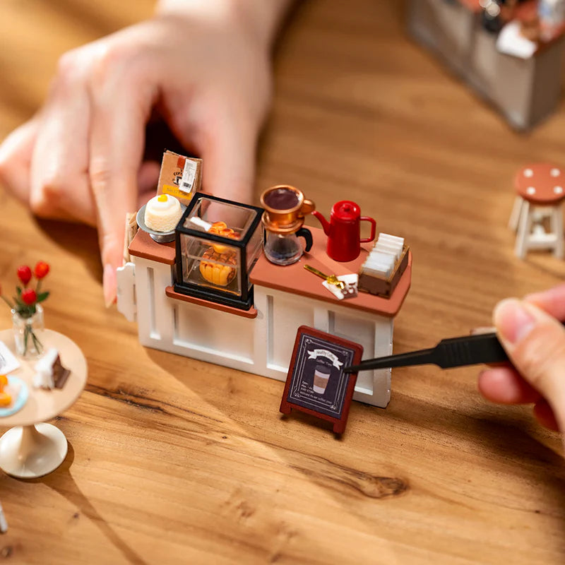 Robotime : DIY Miniature House - DG162 Slow Life Café