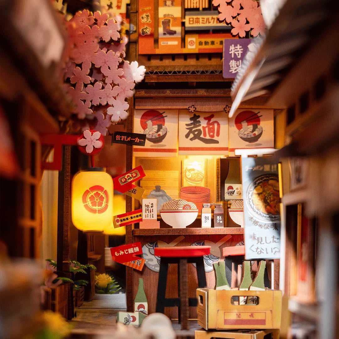 Robotime : Book Nook & Wonderland - TGB11 Sakura Wine Alley